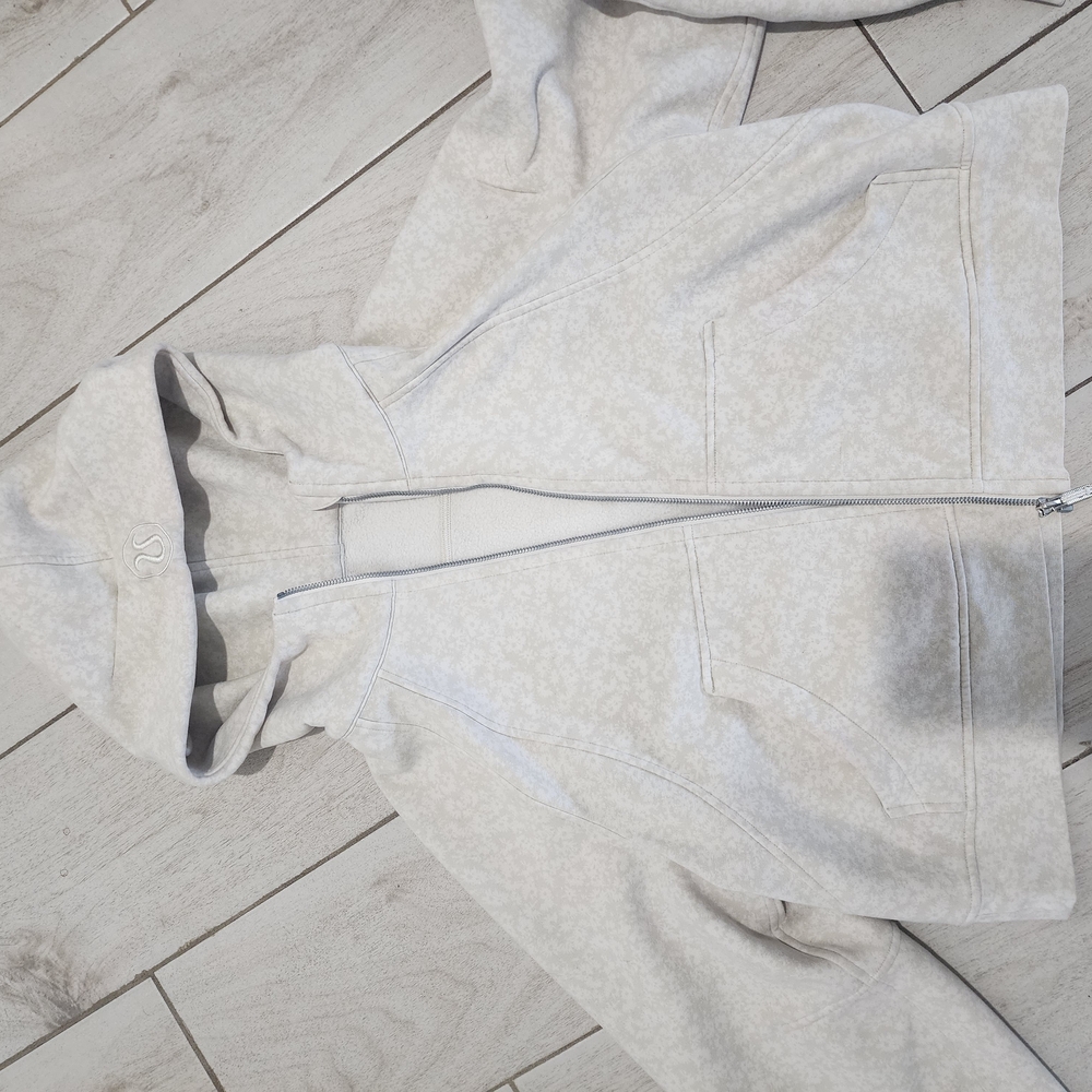 Lululemon Cropped Scuba Hoodie